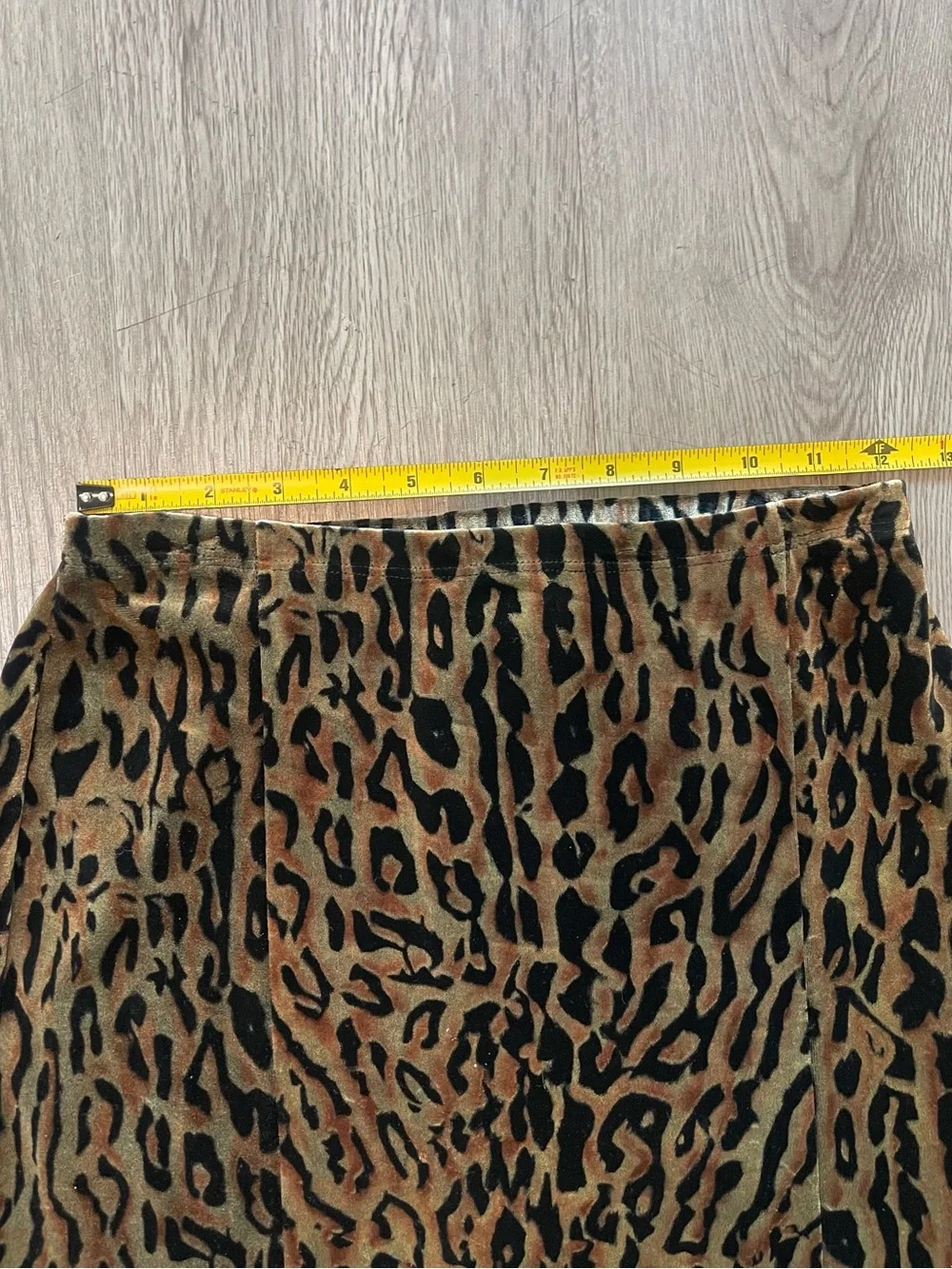 Vtg 90s Natalie rose Los Angeles Leopard print midi skirt